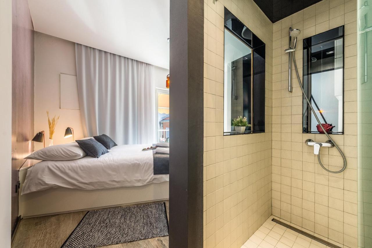 Central Rooms In Old Town By Belmont Realty ザダル エクステリア 写真