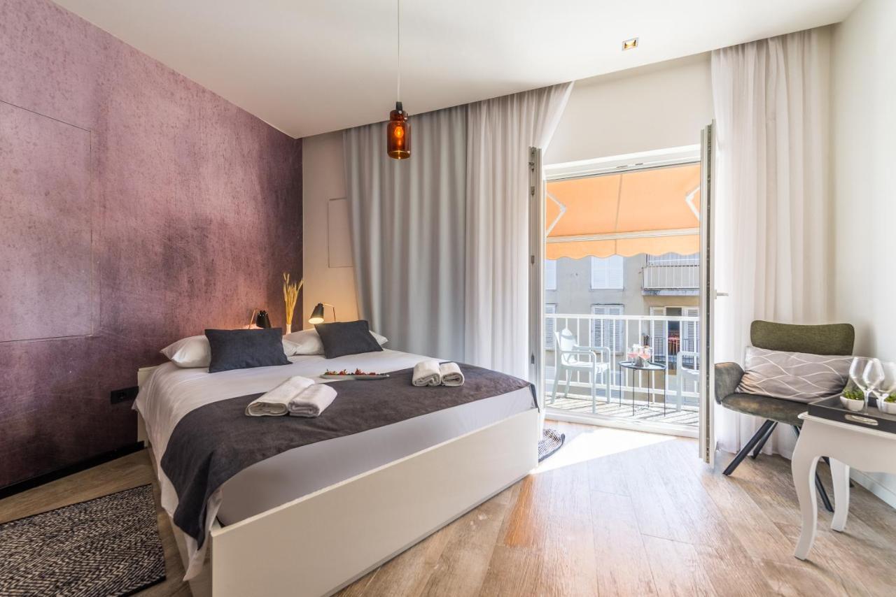 Central Rooms In Old Town By Belmont Realty ザダル エクステリア 写真